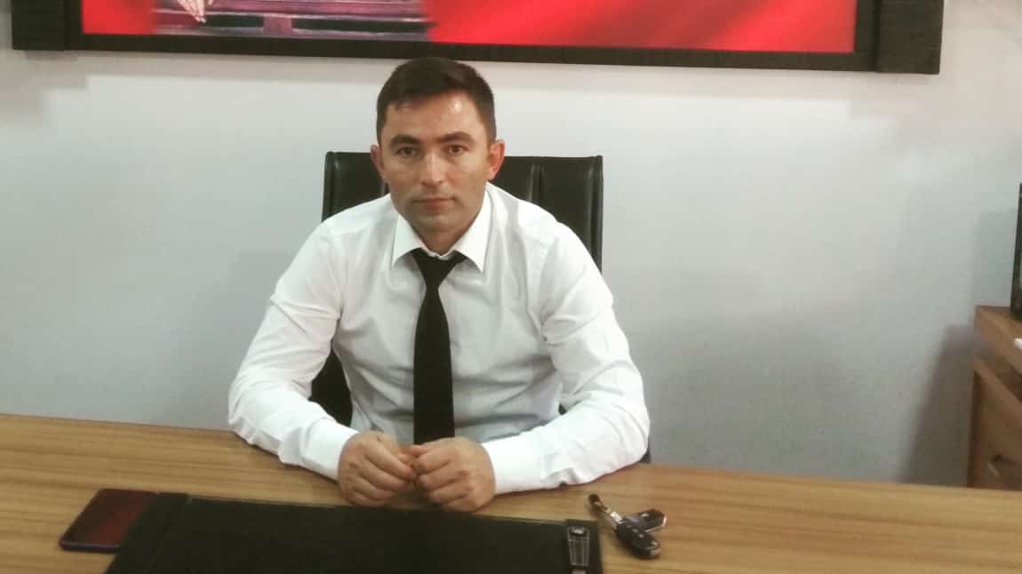 Ferhat ÜNAL - Okul Müdürü